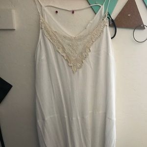 Size large white tunic